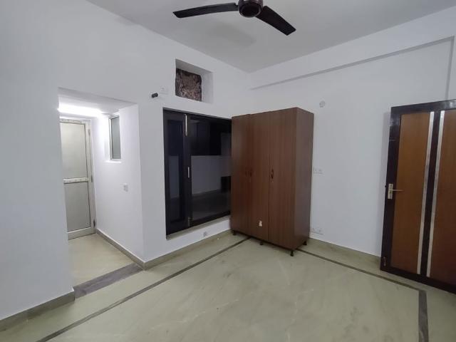 Rental | 1 BHK 700 Sq.Ft. Independent House in Ansal Plaza Sector 23