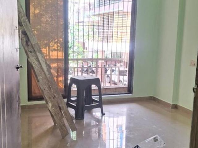 Rental | 1 BHK + 715 Sq.Ft. Apartment in Divine Solitaire