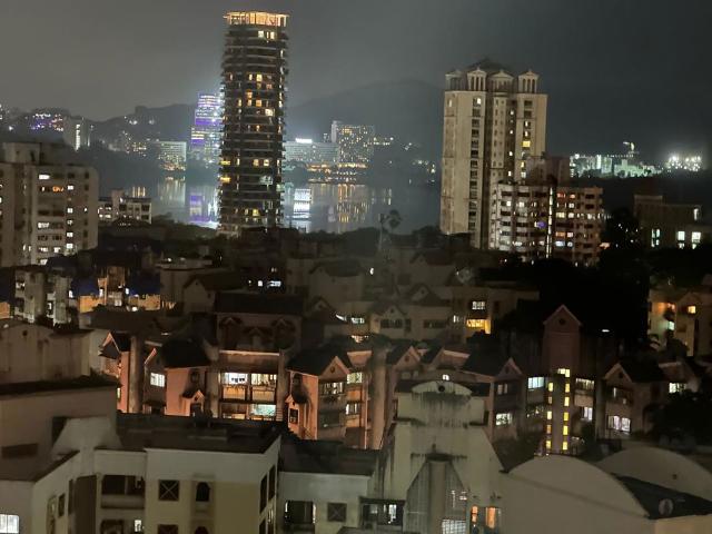 Rental | 1 BHK + 750 Sq.Ft. Apartment in Hiranandani Gardens Lake Castle