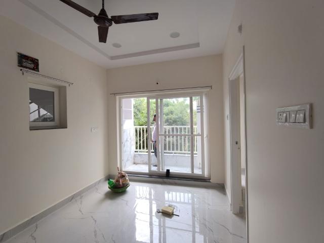 Rental | 1 BHK 750 Sq.Ft. Apartment in Raghavendra Nilayam Kondapur
