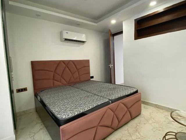 Rental | 1 BHK 750 Sq.Ft. Apartment in Saket
