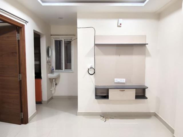 Rental | 1 BHK 752 Sq.Ft. Apartment in Padma Nilayam Kondapur