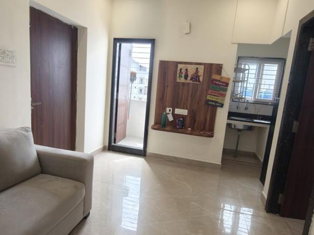 Rental | 1 BHK 789 Sq.Ft. Apartment in Gayathri Enclave Kondapur