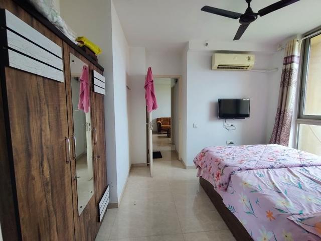 Rental | 1 BHK + 800 Sq.Ft. Apartment in Hiranandani Estate