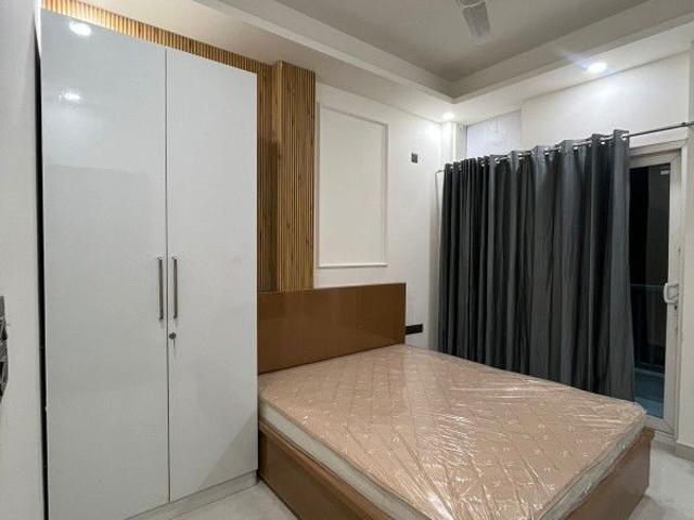 Rental | 1 BHK + 800 Sq.Ft. Independent House in Sector 14