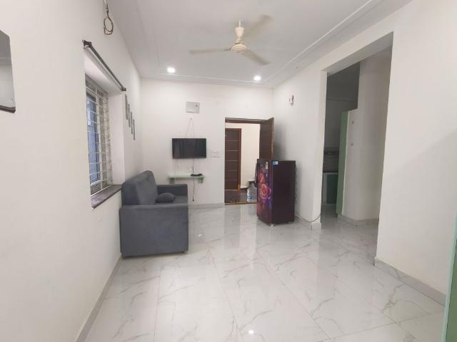 Rental | 1 BHK 856 Sq.Ft. Apartment in Padma Nilayam Kondapur