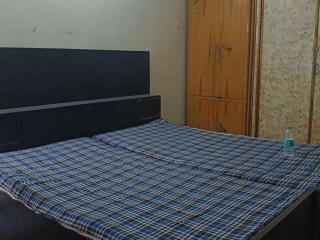 Rental | 1 BHK + 900 Sq.Ft. Independent House in Manimajra