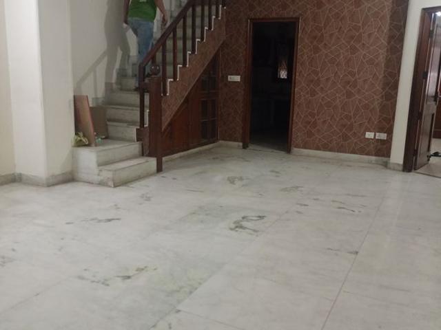 Rental | 1 BHK + Basement 1300 Sq.Ft. Independent House in Ansal Plaza Sector 23