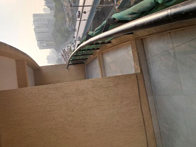 Rental | 1 BHK + Basement 600 Sq.Ft. Apartment in MJ Shah Centrio