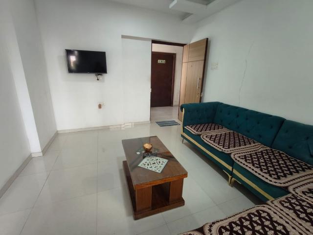 Rental | 1 BHK + Extra Room 400 Sq.Ft. Apartment in Dynamic Crest