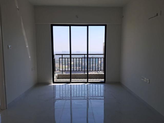 Rental | 1 BHK + Extra Room 400 Sq.Ft. Apartment in Runwal Gardens