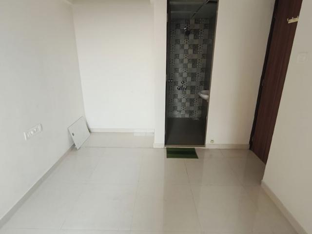 Rental | 1 BHK + Extra Room 319 Sq.Ft. Apartment in Dosti Greater Thane