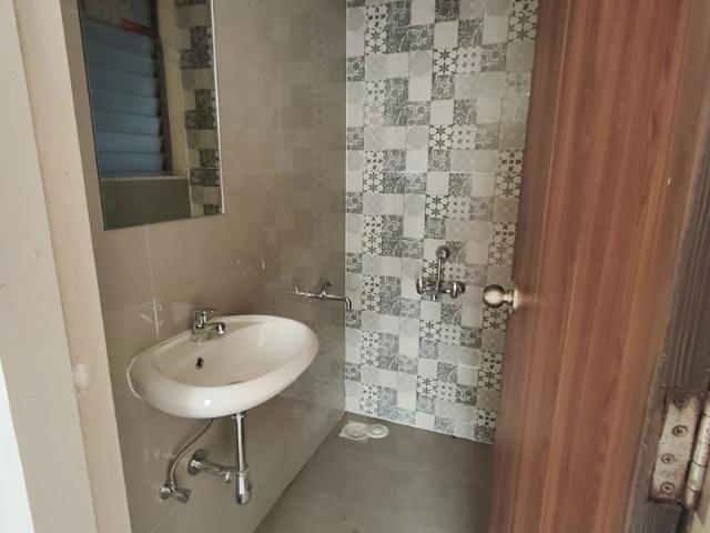 Rental | 1 BHK + Extra Room 319 Sq.Ft. Apartment in Dosti Greater Thane