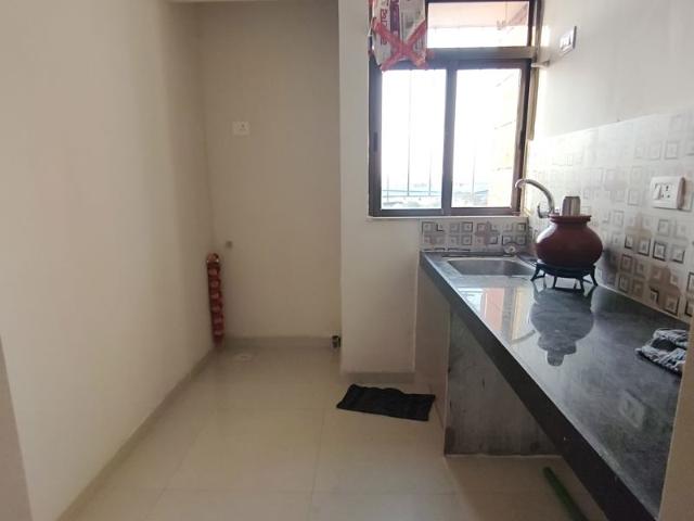 Rental | 1 BHK + Extra Room 319 Sq.Ft. Apartment in Dosti Greater Thane