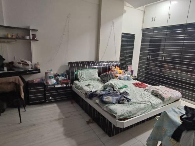 Rental | 1 BHK + Extra Room,Store Room 550 Sq.Ft. Apartment in Lower Parel