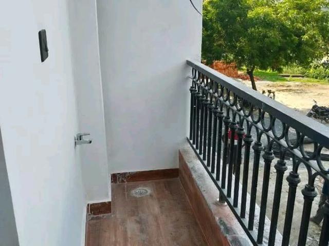 Rental | 1 BHK + Servant Room,Extra Room 450 Sq.Ft. Apartment in Chattarpur