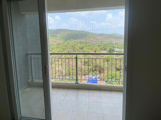 Rental | 1 BHK + Servant Room 370 Sq.Ft. Apartment in Metropolis Bayside