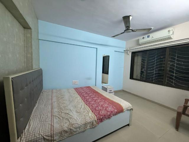 Rental | 1 BHK + Servant Room 400 Sq.Ft. Apartment in Hiranandani Estate Solitaire C