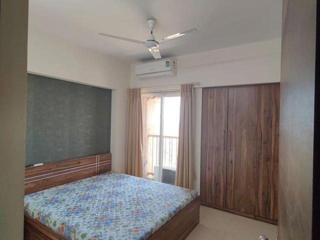 Rental | 1 BHK + Servant Room 400 Sq.Ft. Apartment in Hiranandani Tiara