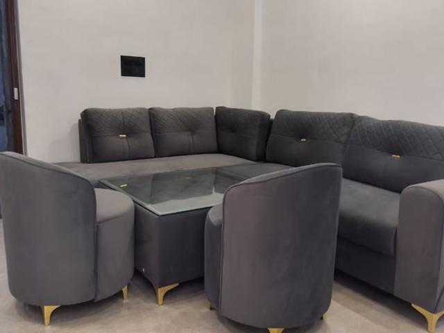 Rental | 1 BHK + Servant Room 550 Sq.Ft. Apartment in Chattarpur