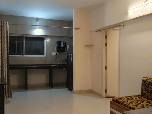 Rental | 1 BHK + Servant Room 582 Sq.Ft. Apartment in Gera Shrishti