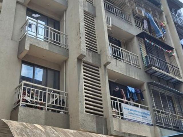 Rental | 1 BHK + Servant Room 700 Sq.Ft. Apartment in Divine Solitaire