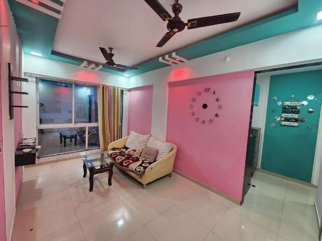 Rental | 1 BHK + Servant Room 700 Sq.Ft. Apartment in Varniraj Neelkanth Deep