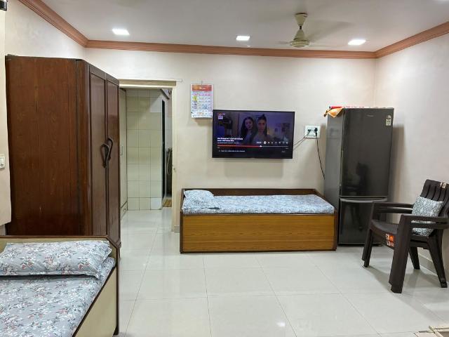 Rental | 1 BHK + Study Room 400 Sq.Ft. Villa in Kurla West