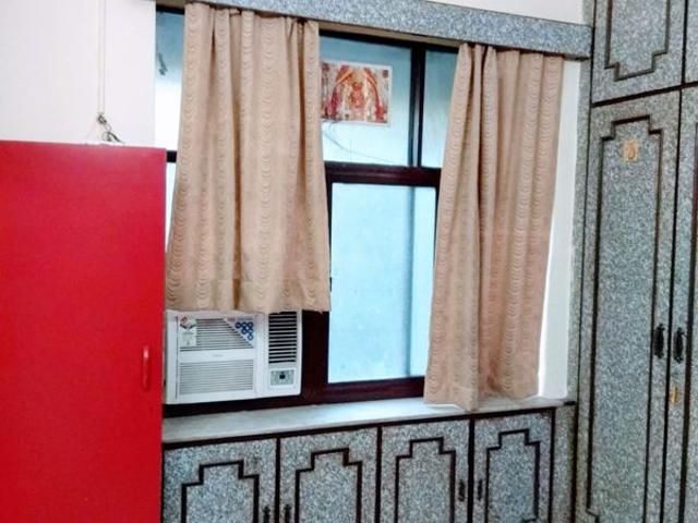 Rental | 1 BHK + Study Room 425 Sq.Ft. Apartment in Sharda Building