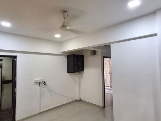 Rental | 1 BHK + Study Room 450 Sq.Ft. Apartment in Kurla East