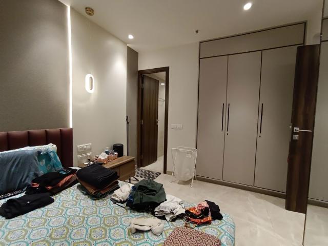Rental | 1 BHK + Store Room 650 Sq.Ft. Apartment in Hiranandani Regent Hill