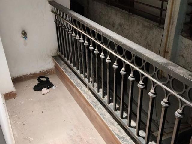 Rental | 1 BHK + Pooja Room 400 Sq.Ft. Apartment in Paryavaran Complex