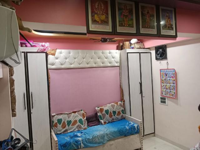 Rental | 1 BHK + Pooja Room 700 Sq.Ft. Apartment in LD Origin 108