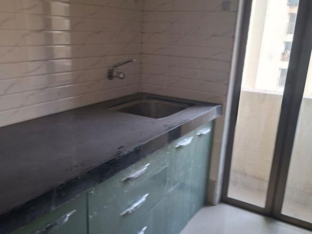 Rental | 1 BHK + Pooja Room 700 Sq.Ft. Apartment in Raunak 108