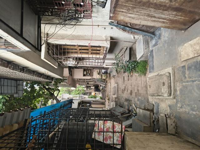 Rental | 1 BHK + Pooja Room 350 Sq.Ft. Villa in Kamgar Nagar CHS Kurla East