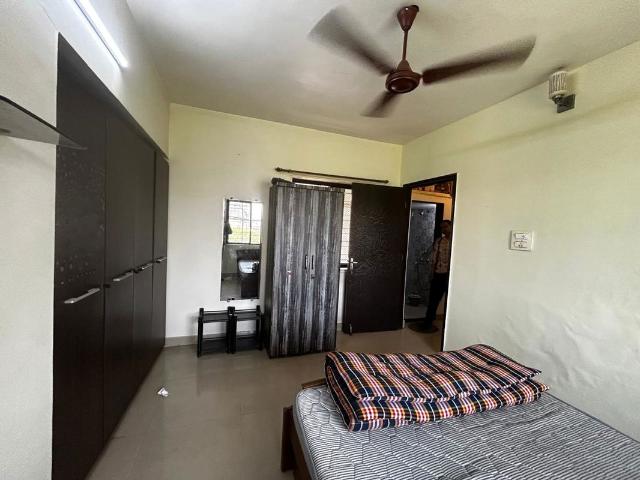 Rental | 1 BHK + Pooja Room 380 Sq.Ft. Apartment in Purushottam Plaza