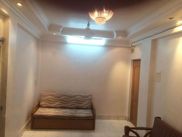 Rental | 1 BHK + Pooja Room,Servant Room 600 Sq.Ft. Apartment in Neelkamal CHS Lower Parel