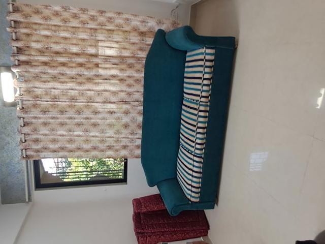 Rental | 1 BHK + Pooja Room,Servant Room,Extra Room 650 Sq.Ft. Apartment in Shiv Shakti Apartments Malad