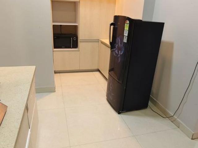 Rental | 1 BHK + Pooja Room,Servant Room,Study Room,Extra Room,Basement,Store Room 450 Sq.Ft. Apartment in Raunak Heights