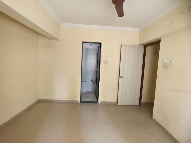 Rental | 1 BHK + Pooja Room,Servant Room,Study Room,Extra Room,Basement,Store Room 450 Sq.Ft. Apartment in Raunak Heights