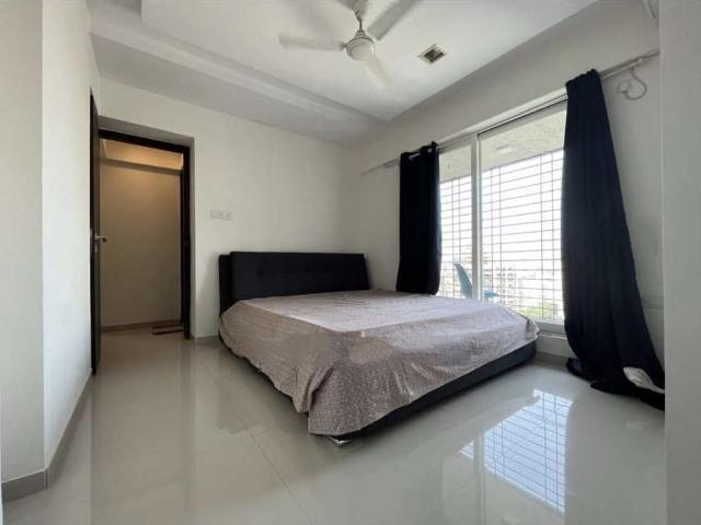Rental | 1 BHK + Pooja Room,Study Room 500 Sq.Ft. Apartment in Dosti Estates
