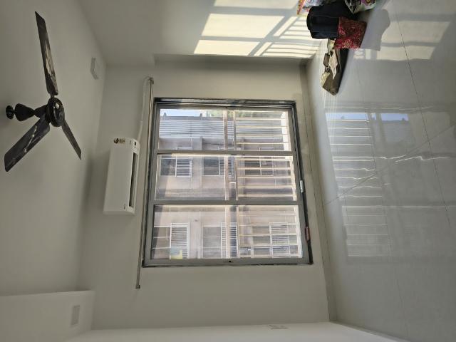 Rental | 1 BHK + Prayer Room 400 Sq.Ft. Apartment in Nehru Nagar