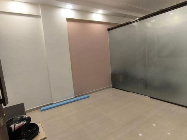 Rental | 1 BHK + Prayer Room 500 Sq.Ft. Apartment in Khar West