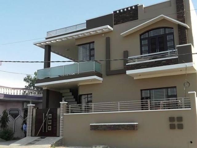 Rental | 1 BHK + Prayer Room,Servant Room,Study Room,Extra Room,Store Room 814 Sq.Ft. Independent House in Sector 7