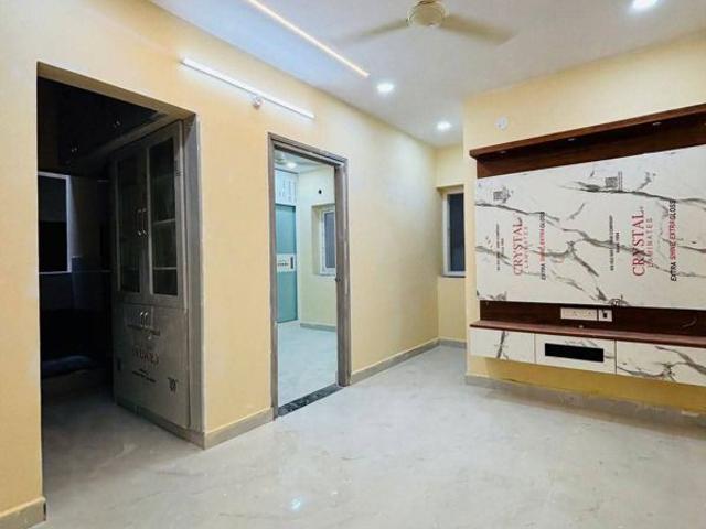 Rental | 1 BHK + Prayer Room,Study Room 550 Sq.Ft. Apartment in Golden Tulip Kondapur