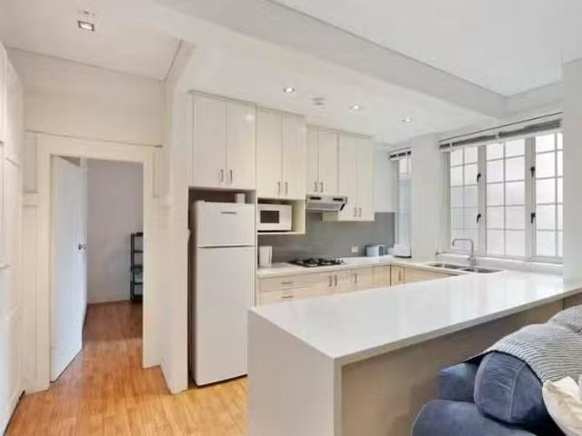 For Rent! 1 BR 46/6 Stanley Street, Darlinghurst, NSW 2010