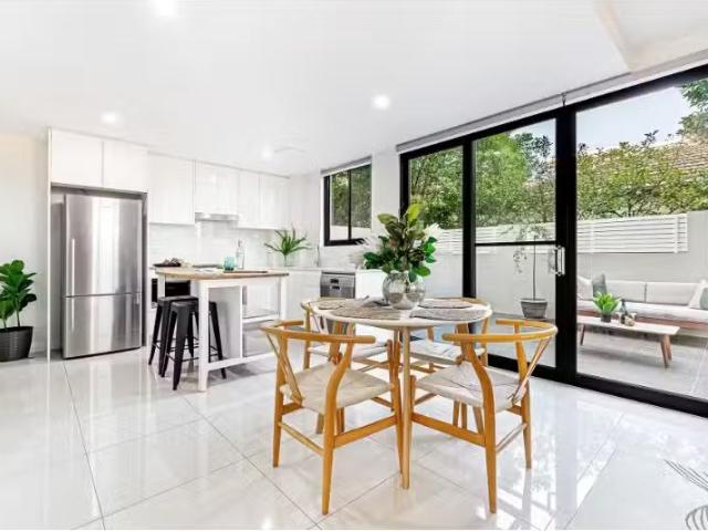 Deal! 1 BR 7/11 19 Thornleigh Street, Thornleigh Apartment for.