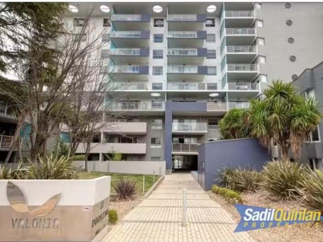 Charming 1 BR 717/17 Dooring Street, Braddon Apartment for ren.