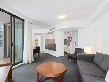 Cheap 1 BR 807/95 Charlotte Street, Brisbane City, QLD 4000