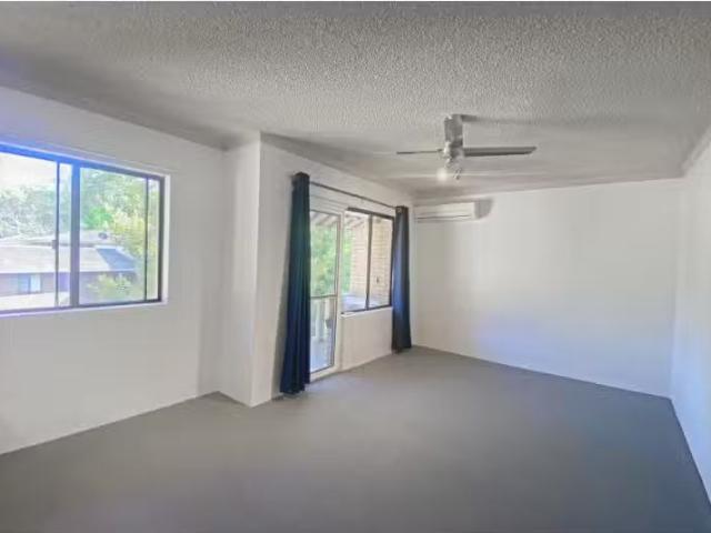 Unique 1 BR 13/3 5 Curtis Street, Caringbah Apartment for rent.